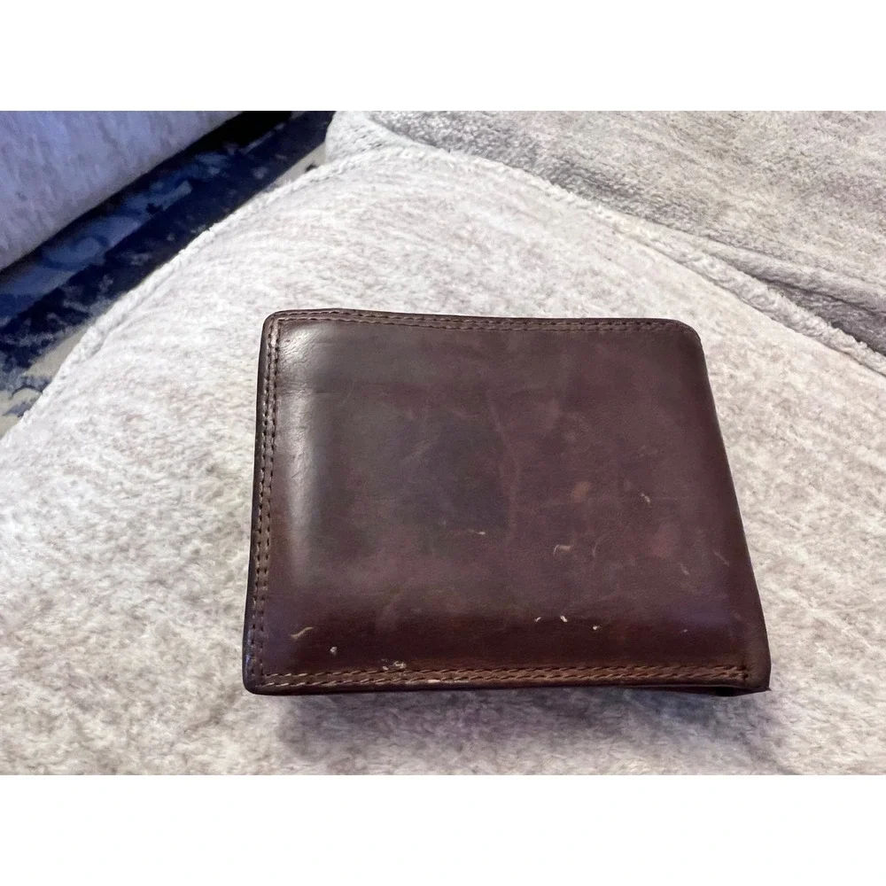 Vtg Cabelas Mens Brown Leather Bifold Wallet 12 Gauge Shotgun Shell Camo Inlay